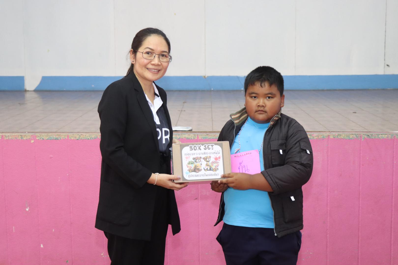 698. วันที่ 27 มกราคม 2569 โปรแกรมวิชาวิทยาศาสตร์ทั่วไป ได้จัดค่ายสเต็มศึกษาให้กับนักเรียนชั้นประถมศึกษาปีที่1-6 ณ โรงเรียนอนุบาลคลองขลุง จ.กำแพงเพชร